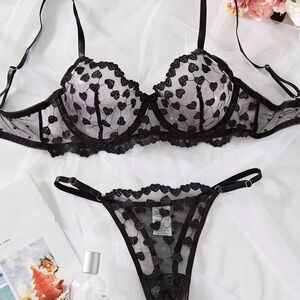 Elegant Black Lace Lingerie Set